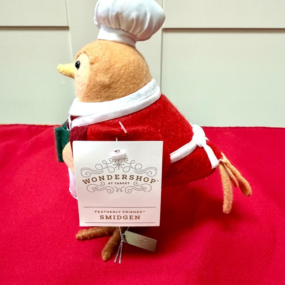 NEW Target Featherly Friends™ 2025 DASH & SMIDGEN w/HOT COCOA Stand Decor - Picture 12 of 16